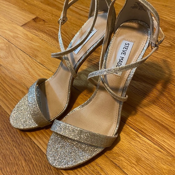 Gold Glitter High Heels - Picture 1 of 3